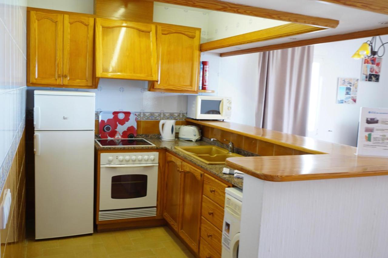 Apartamentos Punta Prima Beach Luaran gambar