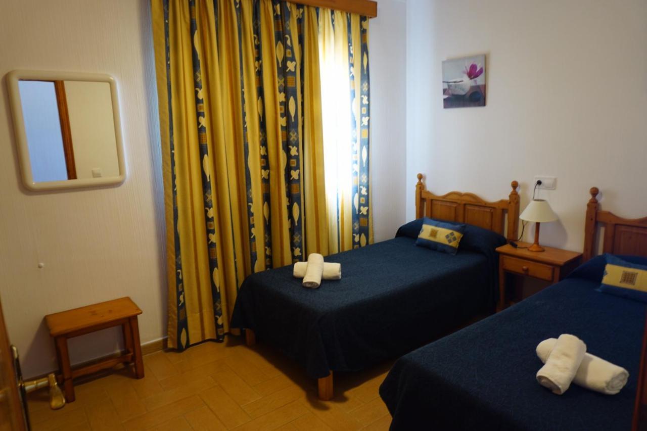 Apartamentos Punta Prima Beach Luaran gambar