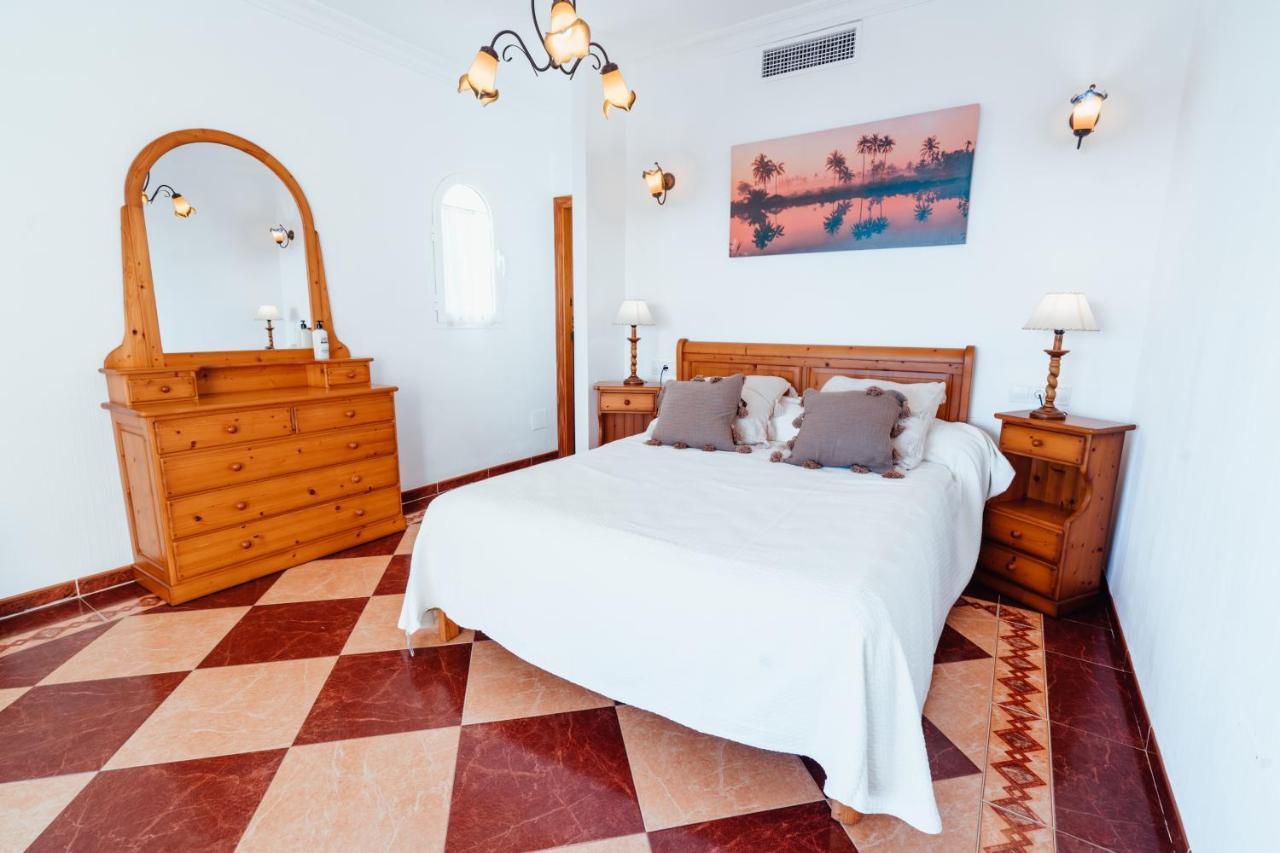 Apartamentos Punta Prima Beach Luaran gambar