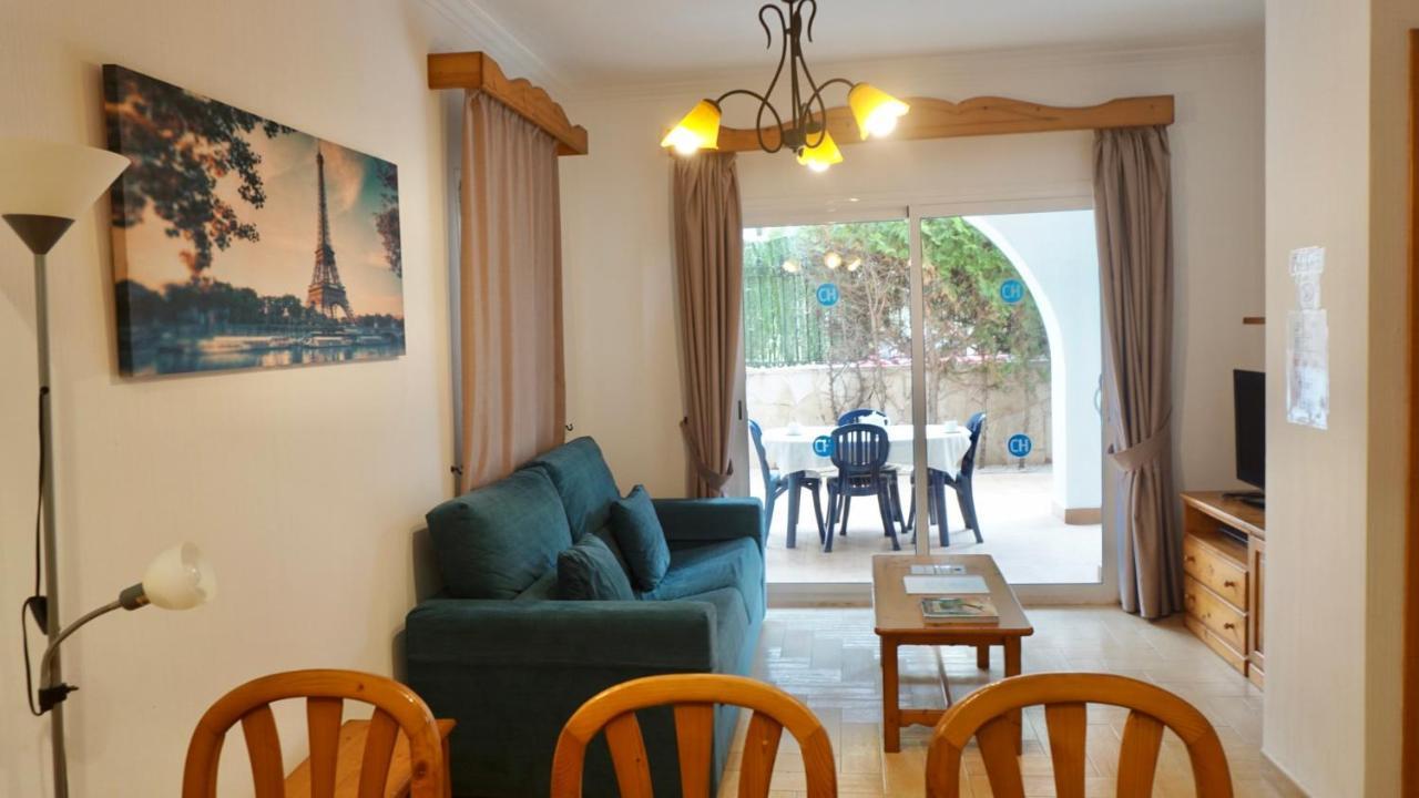 Apartamentos Punta Prima Beach Luaran gambar