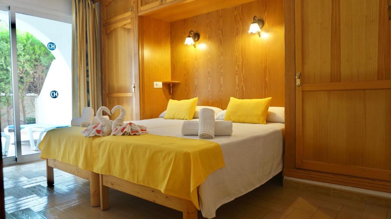 Apartamentos Punta Prima Beach Luaran gambar