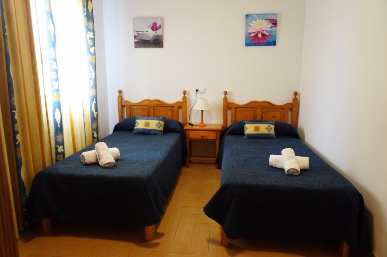 Apartamentos Punta Prima Beach Luaran gambar